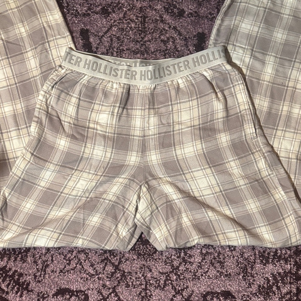 Hollister Gray and Cream Plaid Pajama Pants